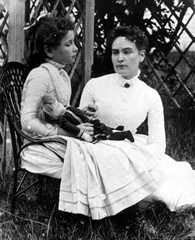 Anne Sullivan gets Helen a doll and spells it out (http://jaimeburque.com/blog/el-milagro-de-ana-sullivan/ )